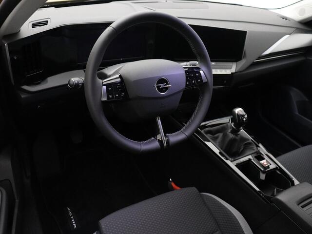 Opel ASTRA 1.2 Edition | 110pk | 18" Lichtmetalen Velgen | Parkeersensoren | Demo |