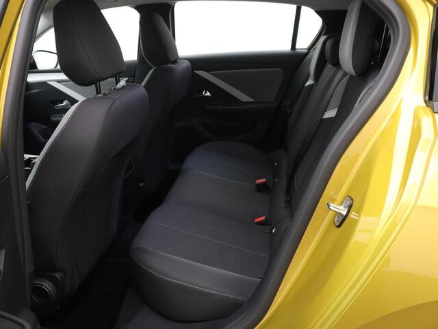 Opel ASTRA 1.2 Edition | 110pk | 18" Lichtmetalen Velgen | Parkeersensoren | Demo |