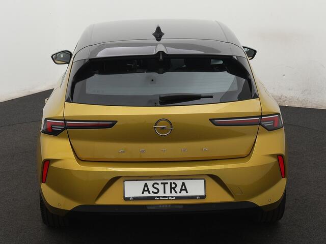 Opel ASTRA 1.2 Edition | 110pk | 18" Lichtmetalen Velgen | Parkeersensoren | Demo |