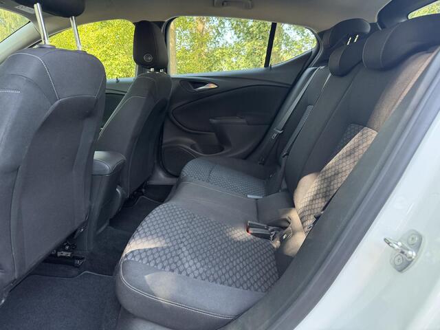 Opel ASTRA 1.5 CDTI Edition