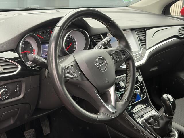 Opel ASTRA Sports Tourer 1.4 Innovation Dealer Onderhouden l 150pk l Carplay l 2e Eigenaar l Camera l Trekhaak l Keyless l Navi l Halfleder l Pdc V+A l 6 Bak l Clima l Cruise l Rijstrooksensor l Dodehoeksensor l N.A.P l Apk tot 01-2027