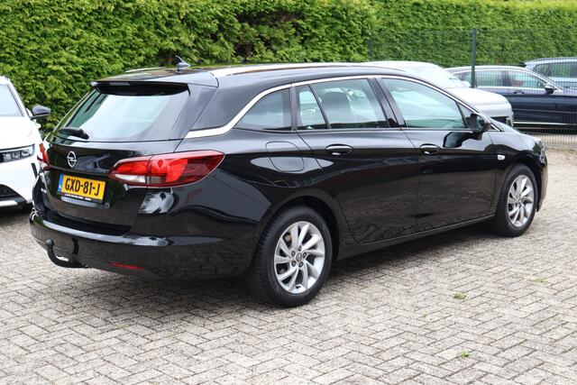Opel ASTRA Sports Tourer 1.2 Busn. Elegance / Carplay,andr. / Clima / Led verl. / Camera