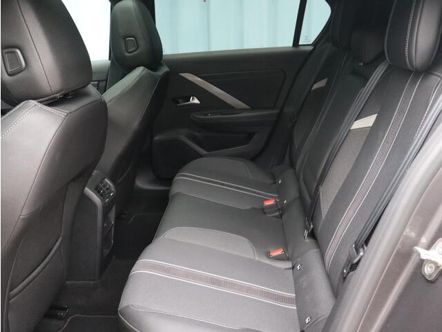 Opel ASTRA 1.6 Hybrid 180PK AUTOMAAT ULTIMATE | NAVI | PANO-DAK | CAMERA V+A | CLIMA | STOEL/STUUR VERW. | HUD |