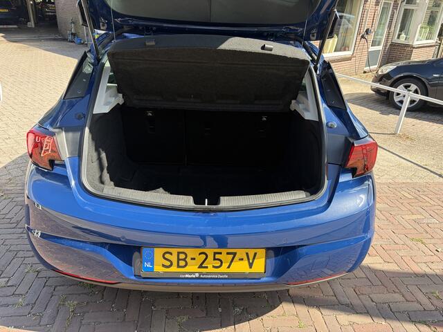 Opel ASTRA 1.4 Innovation CLIMA CAMERA NAVI
