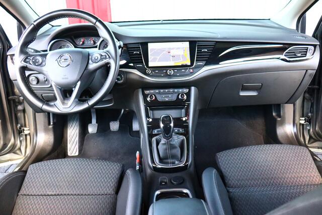 Opel ASTRA Sports Tourer 1.4 Turbo Innovation O.a: PDC, Camera, DAB, Clima, Navi, Cruise, Carplay, Etc. All-in prijs!