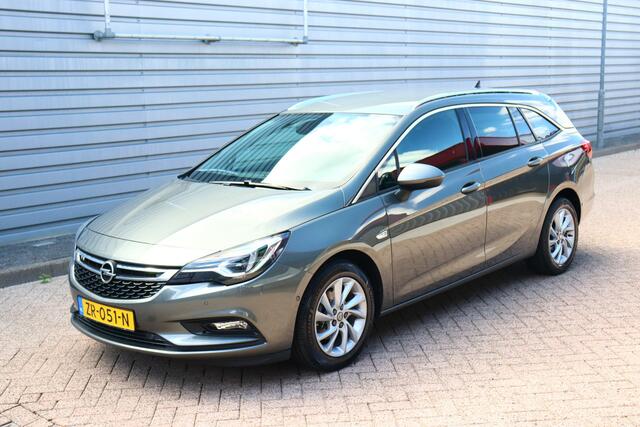 Opel ASTRA Sports Tourer 1.4 Turbo Innovation O.a: PDC, Camera, DAB, Clima, Navi, Cruise, Carplay, Etc. All-in prijs!