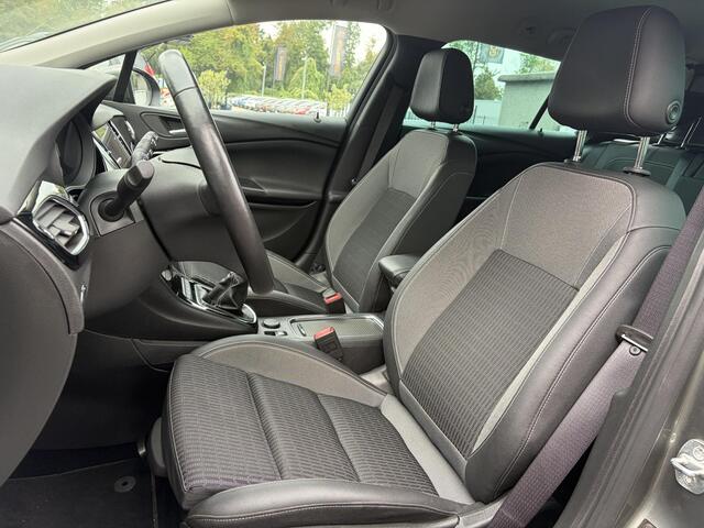 Opel ASTRA Sports Tourer 1.2 Elegance ?131pk?2e Eigenaar?Camera?Carplay?6 Bak?Stoelverw?Stuurverw?Pdc V+A?Recent beurt gehad?Clima?Cruise?Halfleder?Keyless?N.A.P?Lm velgen?Rijstrooksensor?Apk tot 09-2028