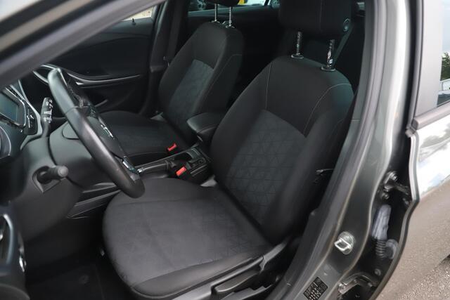 Opel ASTRA Sports Tourer 1.0 Turbo 120 Jaar Edition Navigatie Carplay Android Climate Cruise Control LMV Parkeersensor