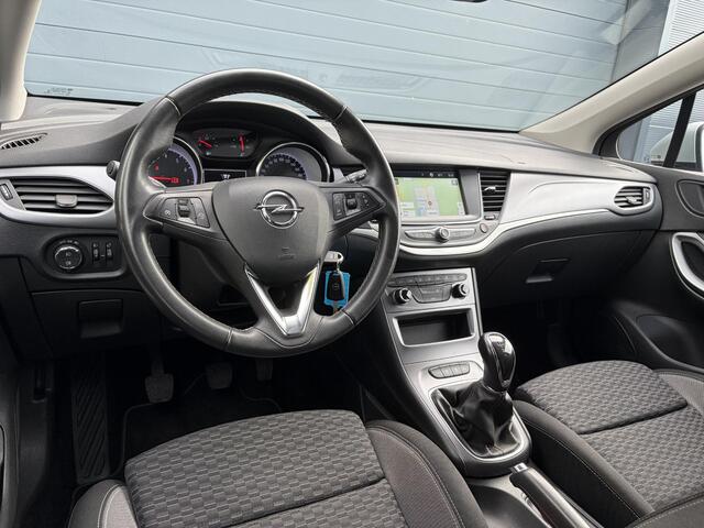 Opel ASTRA Sports Tourer 1.2 Business Executive ?1e Eigenaar?146pk?Camera?Trekhaak?Carplay?Airco?Cruise?Pdc V+A?Lm velgen?Comfortstoelen?6 Bak?N.A.P?Nieuwe Apk bij Aflevering