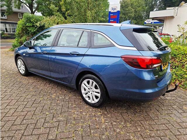 Opel ASTRA Sports Tourer 1.0 Business+