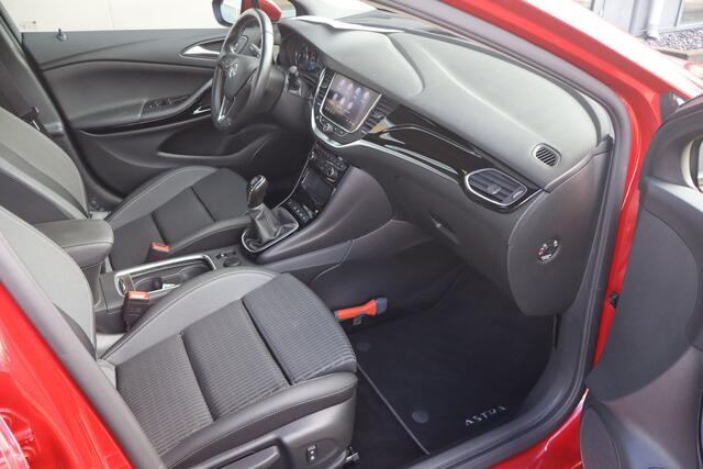 Opel ASTRA Sports Tourer 1.2 Elegance - NL Auto!! Dode Hoek I Camera I Adap Cruise