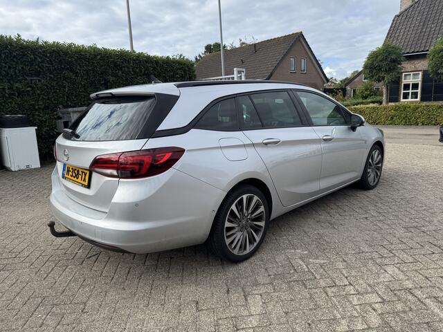 Opel ASTRA Sports Tourer 1.5 CDTI Edition | Clima | Navi | Trekhaak | 18 inch lmv | Camera | Privacy glas |