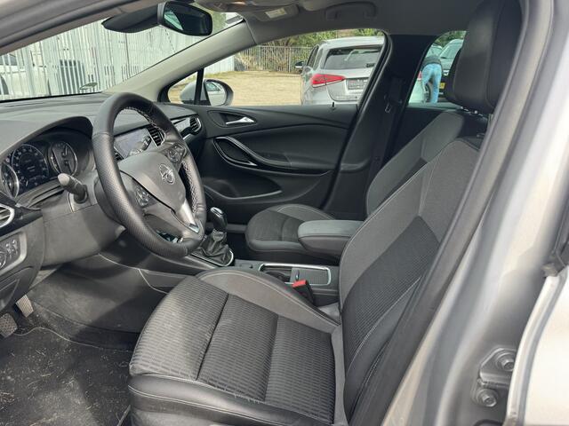 Opel ASTRA Sports Tourer 1.5 CDTI Edition | Clima | Navi | Trekhaak | 18 inch lmv | Camera | Privacy glas |