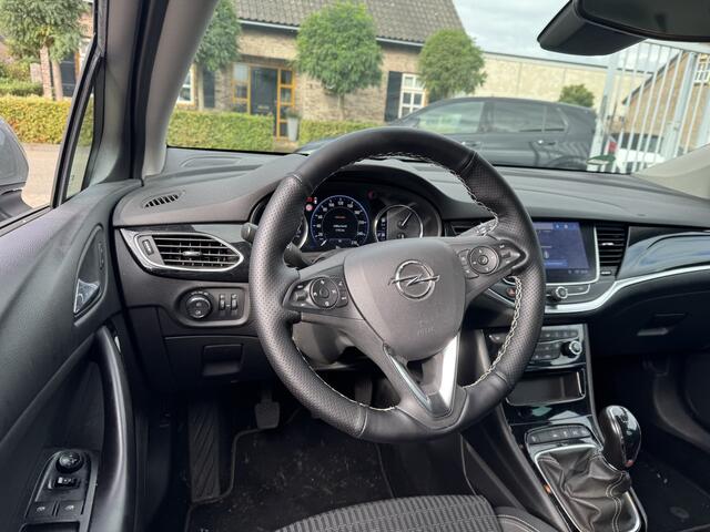 Opel ASTRA Sports Tourer 1.5 CDTI Edition | Clima | Navi | Trekhaak | 18 inch lmv | Camera | Privacy glas |