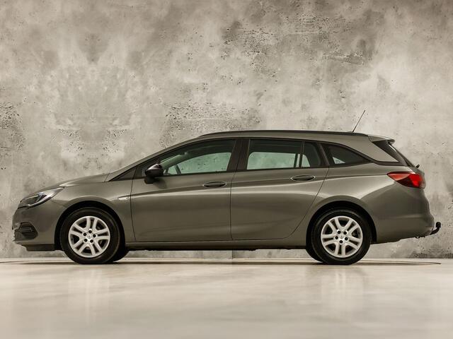 Opel ASTRA Sports Tourer 1.2 Sport (APPLE CARPLAY, NAVIGATIE, CRUISE, TREKHAAK, SPORTSTOELEN, PARKEERSENSOREN, NIEUWSTAAT)