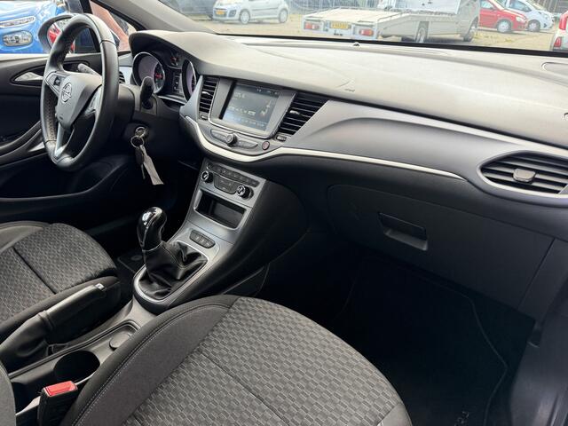 Opel ASTRA Sports Tourer 1.2 Edition