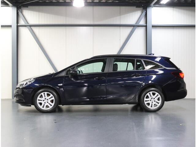 Opel ASTRA ST 105PK Online Edition | 1ste eigenaar | Armsteun | Parkeersensoren VOOR + Achter | Navigatie | Airco | Cruise Control | AppleCarPlay/AndroidAuto | Isofix |