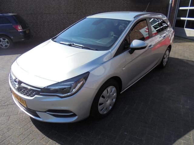 Opel ASTRA Sports Tourer 1.2 Edition||ECC||PDC||Trekhaak||Rijklaar||