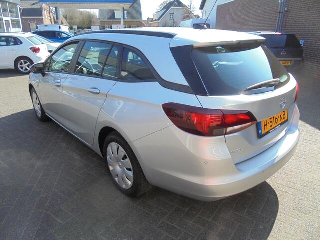 Opel ASTRA Sports Tourer 1.2 Edition||ECC||PDC||Trekhaak||Rijklaar||