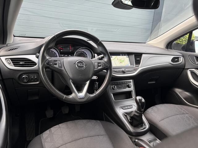 Opel ASTRA Sports Tourer 1.4 Turbo 120 Jaar Edition ?150pk?Carplay?Navi?Trekhaak?Pdc V+A?Clima?Cruise?6 Bak?Lm velgen?N.A.P?Apk tot 02-2028