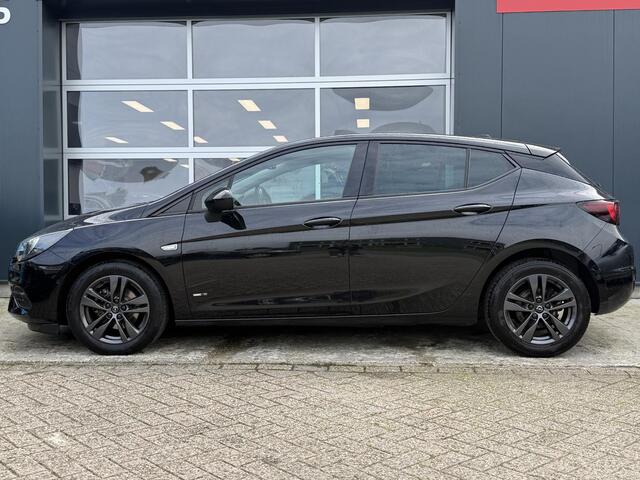 Opel ASTRA 1.2 Design & Tech - Navigatie - Stoelverwarming - Climate Control