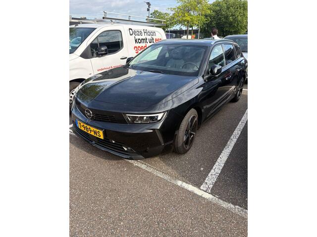 Opel ASTRA Sports Tourer 1.2 Business Elegance | 130pk | 36.000km! | Apple Carplay/Android Auto | Camera | Stuur+Stoelverwarming |
