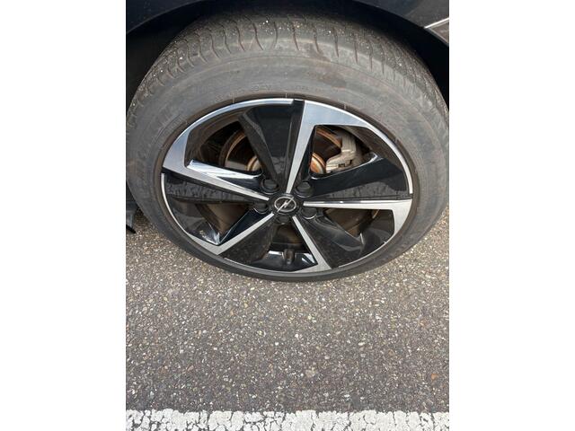 Opel ASTRA Sports Tourer 1.2 Business Elegance | 130pk | 36.000km! | Apple Carplay/Android Auto | Camera | Stuur+Stoelverwarming |