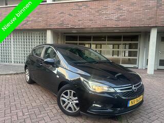 Opel ASTRA 1.0 Online Ed. Clima Parkeersensor Camer