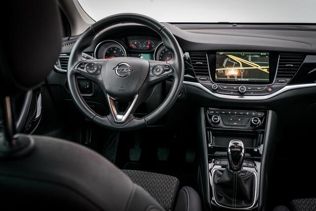 Opel ASTRA 1.6 200 PK Turbo Business Executive | Unieke Ned Auto | 65 DKM | Schuif/kanteldak | | Clima | PDC V/A | DAB Audio | Comfortstoel(en) | Lmv 16"| Led D |