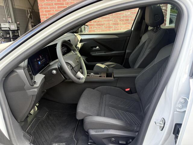 Opel ASTRA Sports Tourer 1.2 Turbo Hybrid Ultimate | SCHUIF / KANTELDAK | 18 INCH LM-VELGEN | STOELMEMORY | DODEHOEKBEW. | MASSAGE | ADAPTIVE CRUISE | ELEKTR. A.KLEP | 180° CAMERA | – foto 9