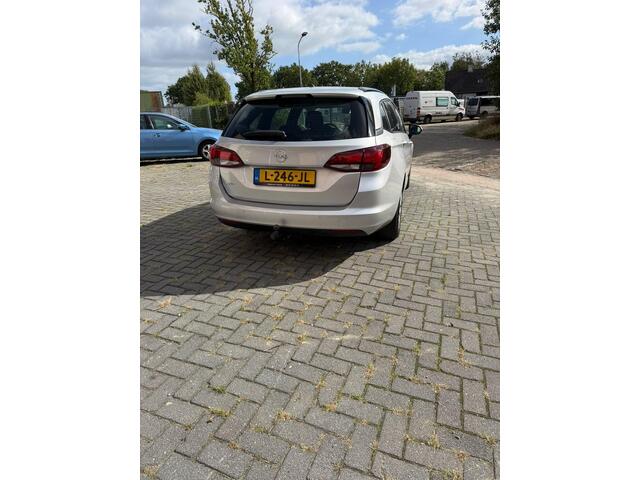 Opel ASTRA 1.2 Edition Goed onderhouden