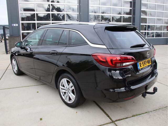 Opel ASTRA Sports Tourer 1.4 Business Executive Stuur-Stoel verwarming, trekhaak, Carplay Aanbieding! – foto 6