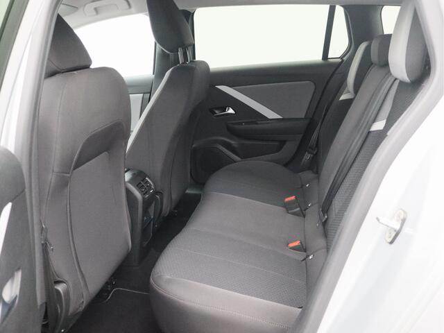 Opel ASTRA Sports Tourer 1.2 Turbo Edition/ lage km/ achteruitrijcamera! – foto 9