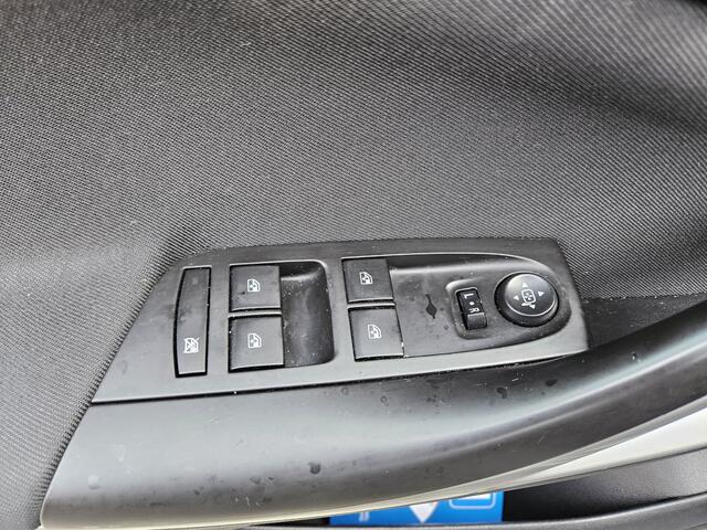 Opel ASTRA Sports Tourer 1.0 Online Edition – foto 5