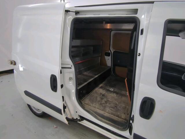 Opel COMBO 1.6 CDTi L2H1 Edition Cruise | PDC Achter | Trekhaak | Incl inrichting | 2 Schuifdeuren | BTW | NAP | Volledig Onderh.