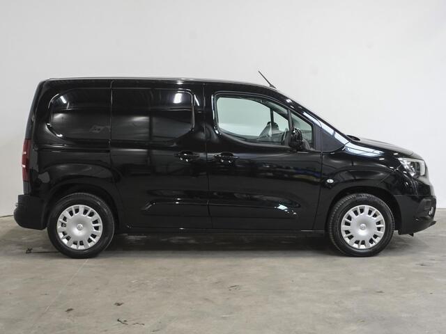 Opel COMBO 1.5D L1H1 130pk Automaat Edition Airco Navigatie Apple Carplay/ Android Auto Trekhaak Betimmerd Cruise Control