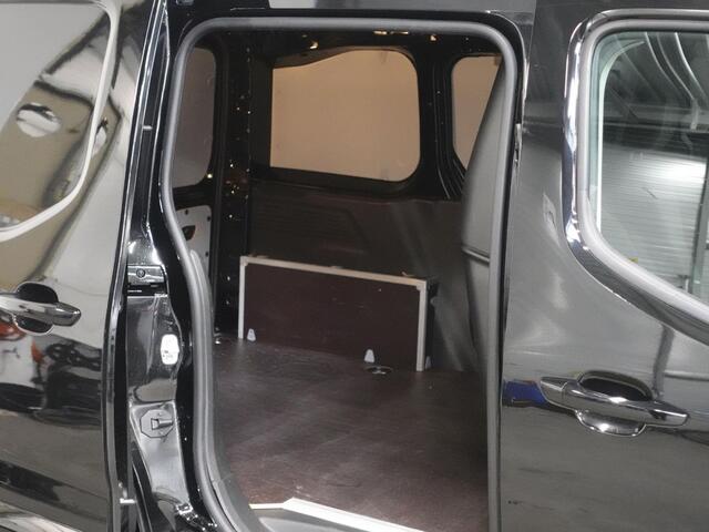 Opel COMBO 1.5D L1H1 130pk Automaat Edition Airco Navigatie Apple Carplay/ Android Auto Trekhaak Betimmerd Cruise Control
