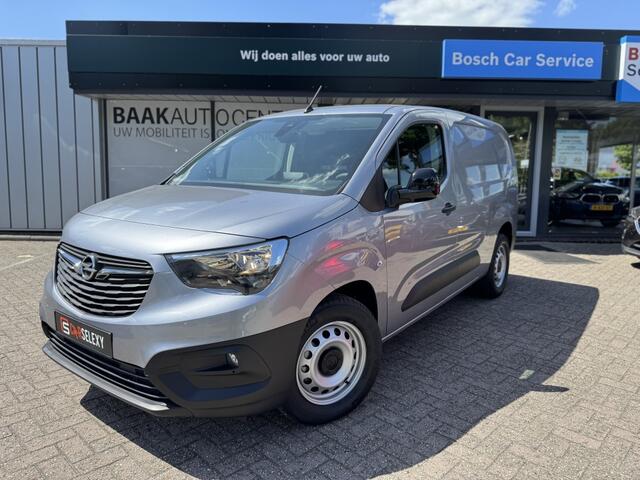 Opel COMBO 1.5D L2H1 | 131PK | Navigatie | 3-Zits | NIEUW