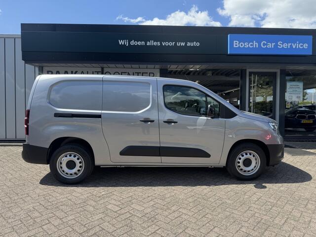 Opel COMBO 1.5D L2H1 | 131PK | Navigatie | 3-Zits | NIEUW