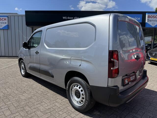 Opel COMBO 1.5D L2H1 | 131PK | Navigatie | 3-Zits | NIEUW