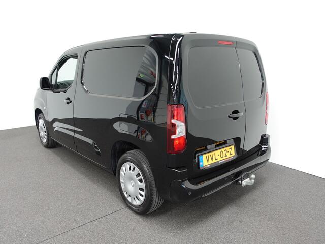 Opel COMBO 130PK Automaat L1H1 Apple Carplay Cruise control Trekhaak Parkeersensoren Stuurwielverwarming
