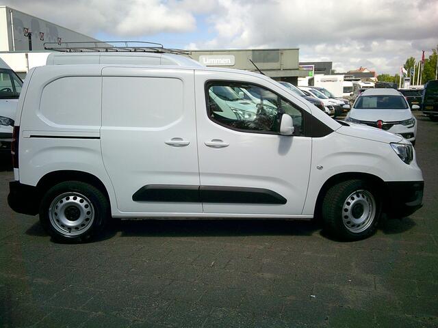 Opel COMBO 1.5D L1H1 Edition VOORZIEN VAN 8 TRAPS AUTOMAAT !!!!