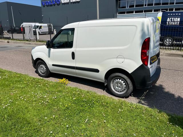 Opel COMBO Edition 1.3CDTi L1 H1, Airco, Radio