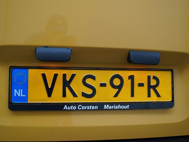 Opel COMBO 1.5D L1H1 Edition Airco Cruise Control Bluetooth Elektr.ramen Elektr.spiegels+Verwarmd Centr.Vergr+ab. Schuifdeur Betonplex vloer Lat om Lat betimmering