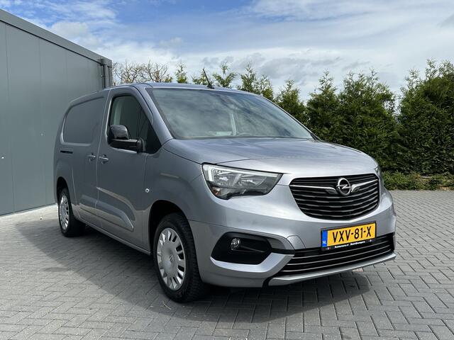 Opel COMBO 1.5 BlueHDi 130 PK AUTOMAAT / L2H1 / 31.834 KM / CAMERA / ECC / CRUISE / TREKHAAK / STUURVERWARMING