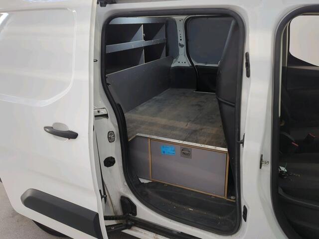 Opel COMBO 1.5D L2H1 Edition Airco | Bluetooth | 2 Schuifdeuren | PDC | Cruise | Inrichting | BTW | NL-Auto | Volledig Dealer Onderh.
