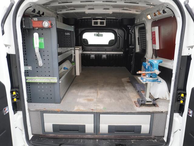Opel COMBO 1.3 CDTi L2H1 Sport EURO6 Airco, Cruise Control, trekhaak, Navigatie