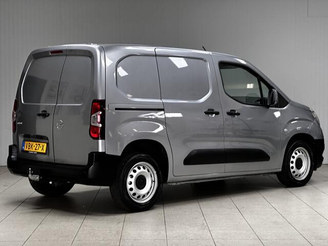 Opel COMBO 1.6D L1H1 Edition/ Zij-Schuifdeur rechts/ Trekhaak/ Apple + Android/ Navi/ DAB+/ Airco/ Cruise/ Elek. pakket/ Bluetooth/ Armsteun/ Multi. Stuur/ PDC/ Dagrijverl.