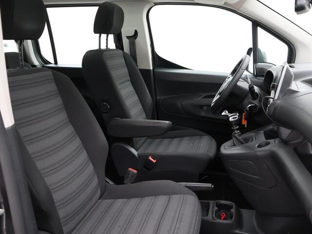 Opel COMBO Life 1.2 TURBO 5-PERS. + PANORAMA | TREKHAAK | CAMERA | 1e EIGENAAR | APPLE CARPLAY | NAVIGATIE