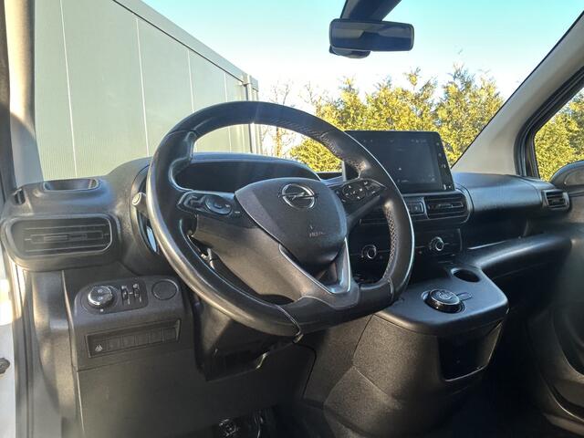 Opel COMBO 1.5D 131 PK / L2H1 / 1e EIG. / AUTOMAAT / INRICHTING / 94.766 KM !! / AIRCO / CRUISE / NAVI / APPLE CARPLAY / PDC